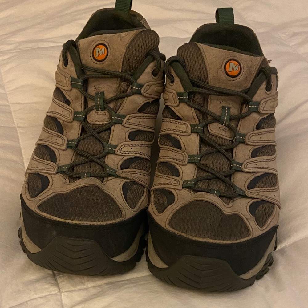 Merrell Men's Athletic Shoes - Tan and Dark Green